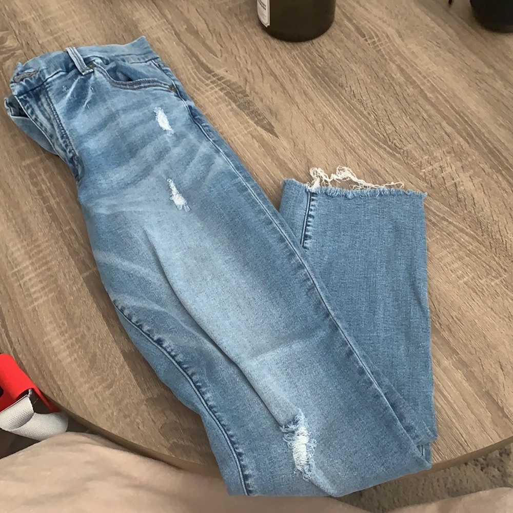 Women’s light wash distressed denim - Picture 2 of 2